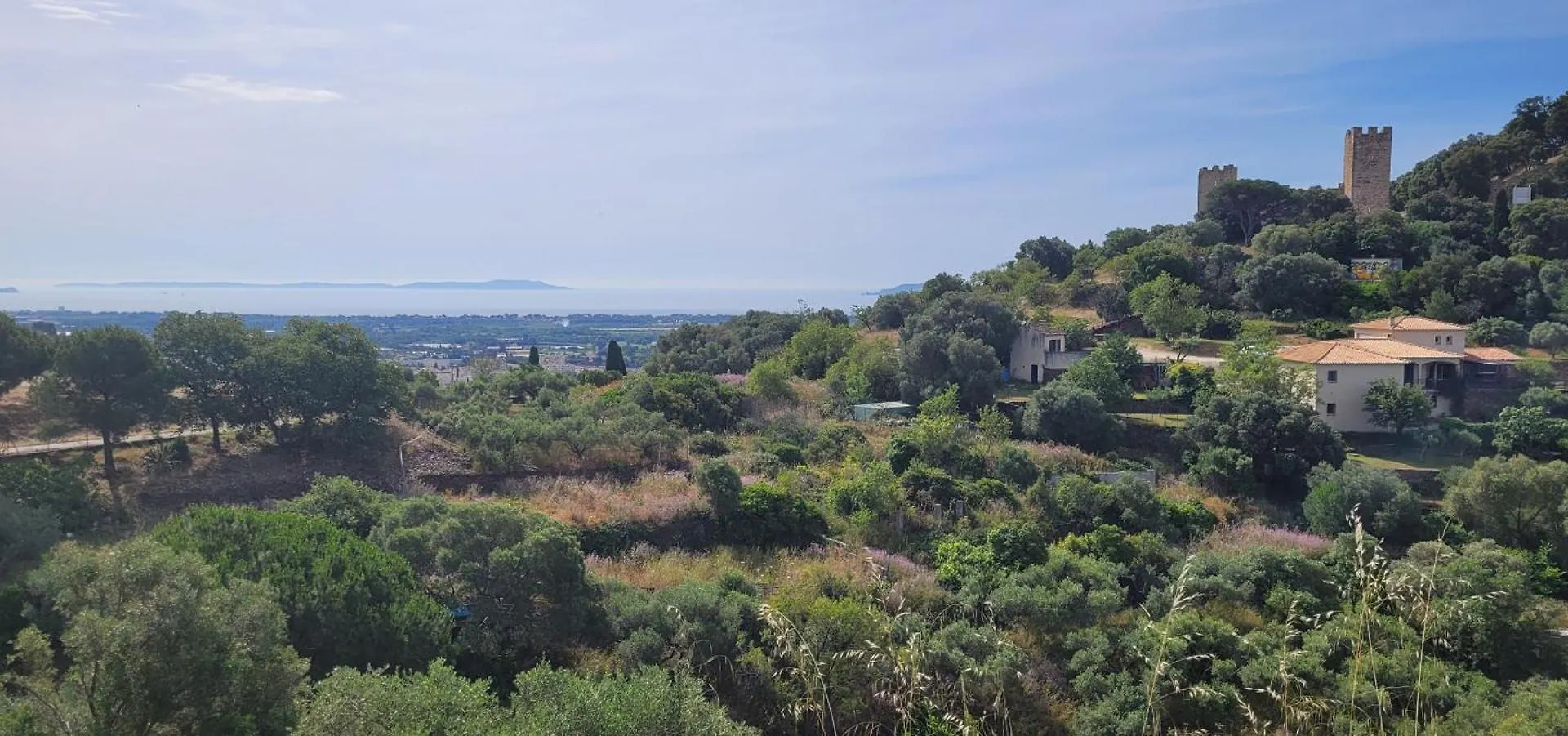 Cabanon En Pierre - Vue Sur Mer Hyeres 0*,  France